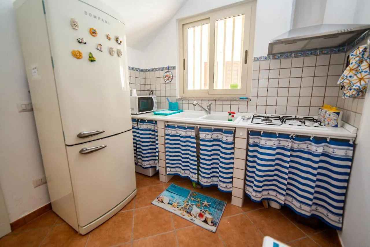 A Tre Passi Dal Mare Villa Pozzallo 0*,